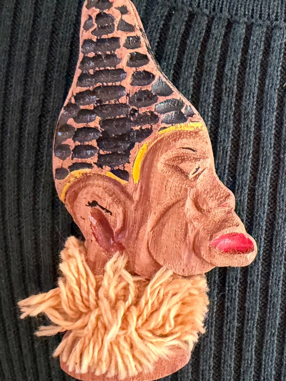 Vintage Elzac Brooch - Carved Wooden Face with a Textured Black Hat & Beige Yarn